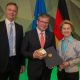 Stadt Paderborn erhält den Preis „Bundeswehr und Gesellschaft“